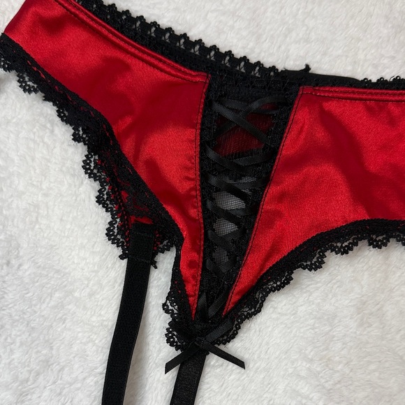 3 Pc Lace Garter Belt bundle - Picture 7 of 15